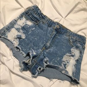 High waisted acid washed shorts